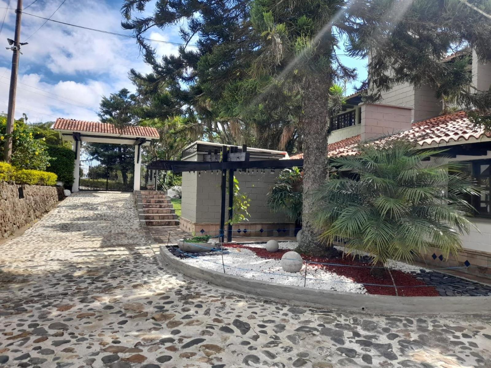 Hotel Maca Lago Calima Εξωτερικό φωτογραφία